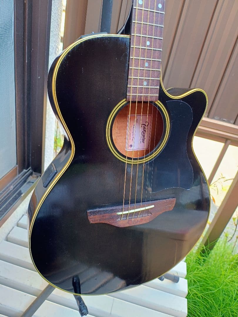 D*n様 超美品 Takamine 100シリーズ(？)BK 型番不明 PU付き