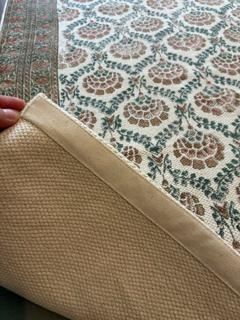 【美品完売品】ZARA  ザラホーム 160 x 230 cm ラグ