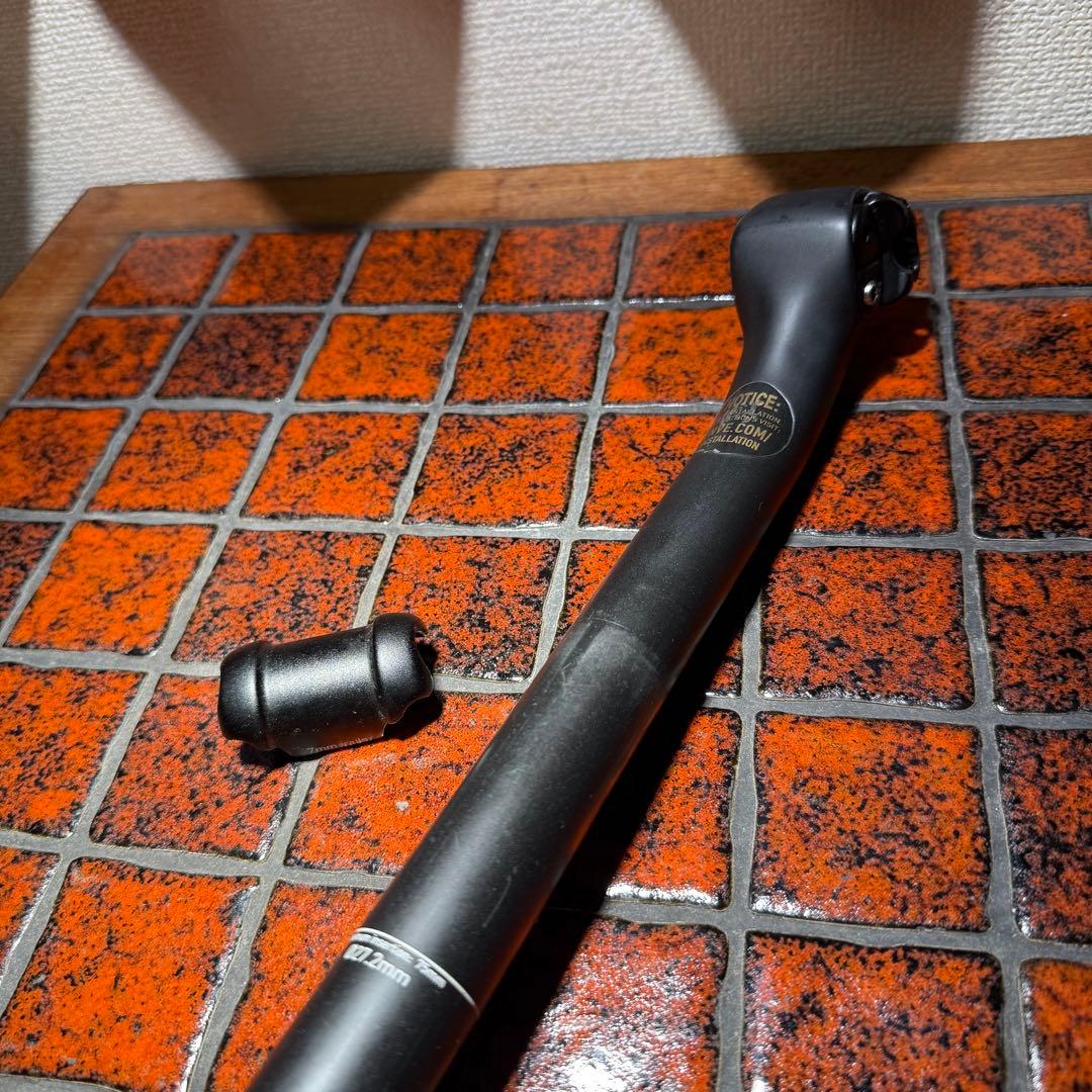 エンヴィ ENVE カーボン シートポスト Φ27.2 300mm