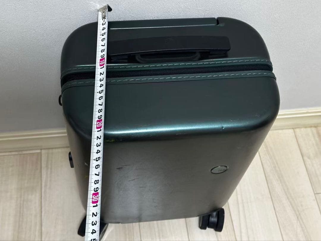 ITOスーツケース小型　サイズ: 45x30x24CM 機内持ち込み可