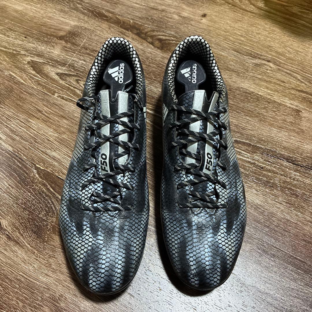 adidas アディゼロf50