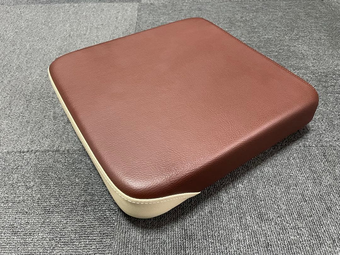 アウトスタンディング　アップフラットキャリア/ピリオンシート　スーパーカブ等