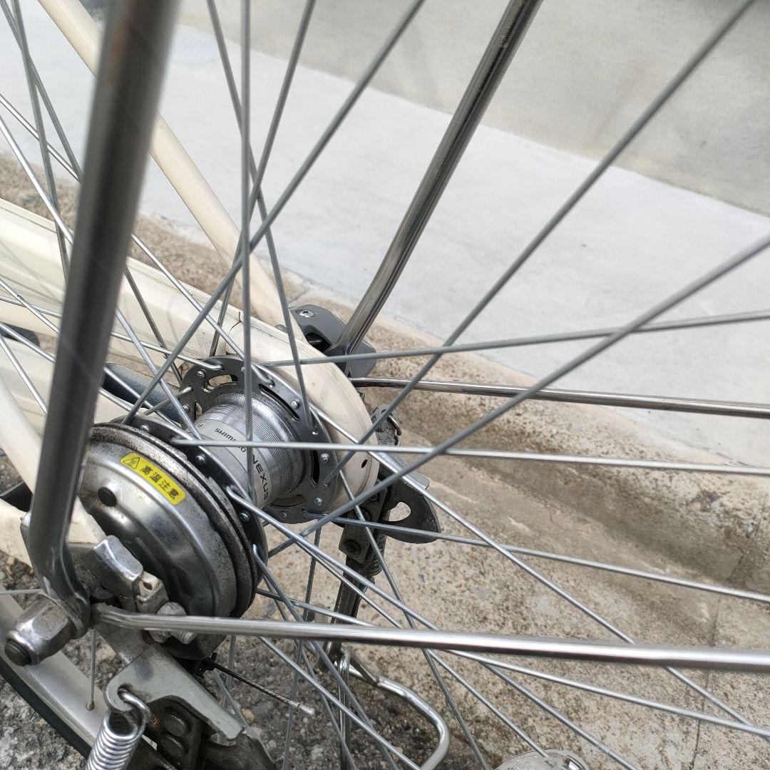 ブリヂストン　エブリッジU　クリームアイボリー　内装3段