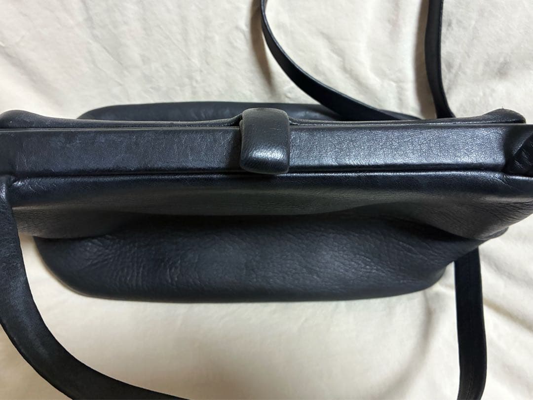 Aeta ディアレザー　ブラックショルダーバッグ　M