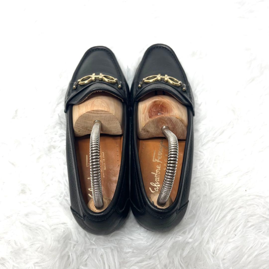 【美品】 フェラガモ ガンチーニ ビットローファー 24.0cm シボ加工 黒