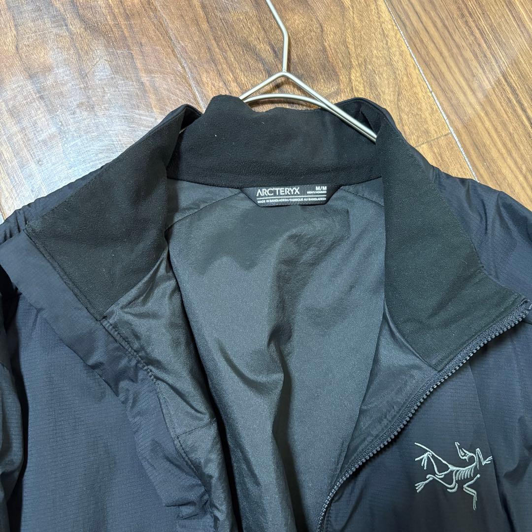 正規品 美品 ARC'TERYX アトムジャケット ブラック M