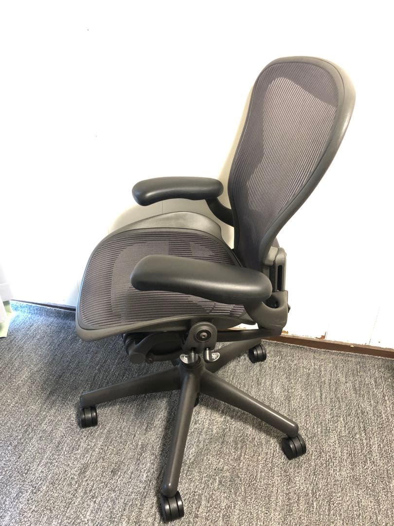 ハーマンミラー　アーロンチェア