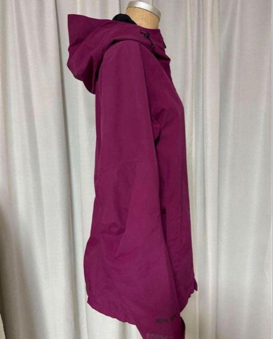 burton ak GORE-TEXスノボウェア ジャケット 赤紫　M