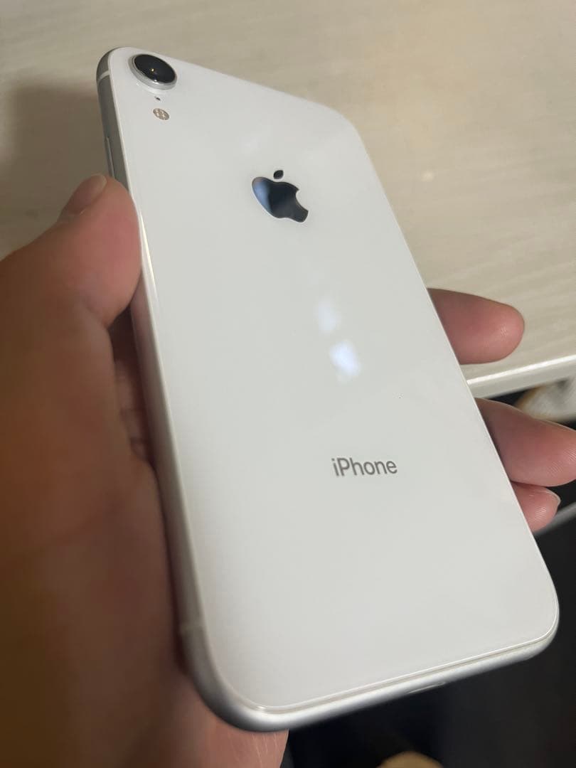 m*i様 Apple iPhone XR 64GB