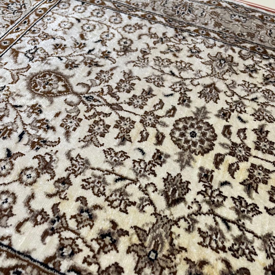 トルコ製 手織り シルク絨毯 カイセリ産 ミニラグ 証明書付き