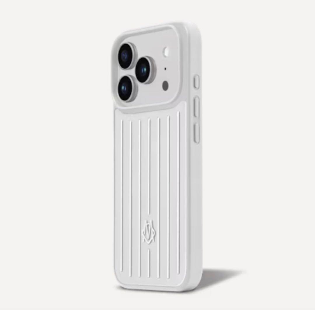 【正規品】RIMOWA iPhone17 Proケース シルバー