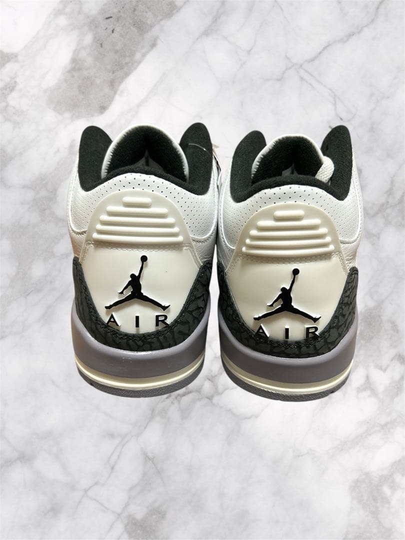 【新品未使用】Air Jordan 3 レトロ26.5cm