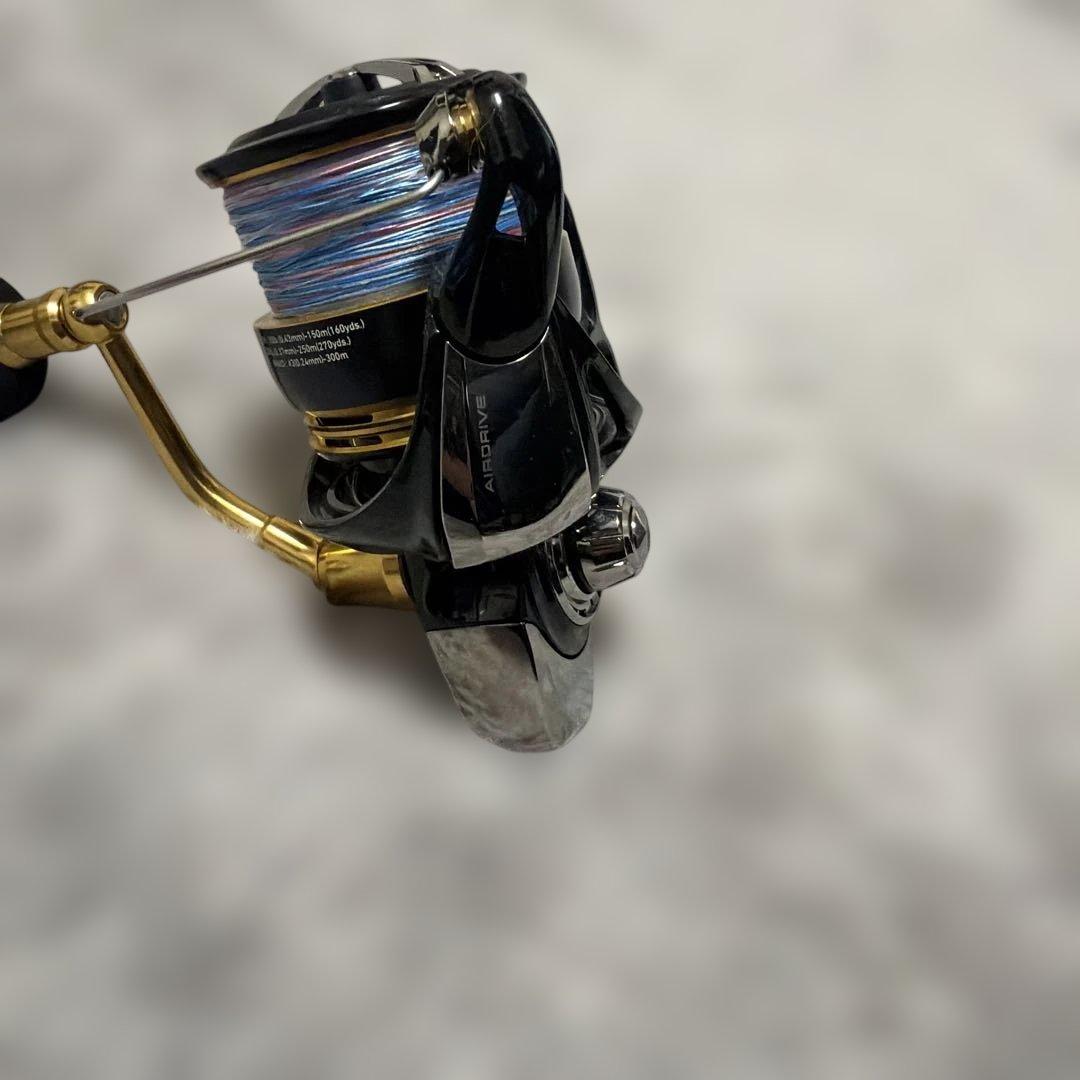 DAIWA LEGALIS LT 6000D-H スピニングリール 黒/金