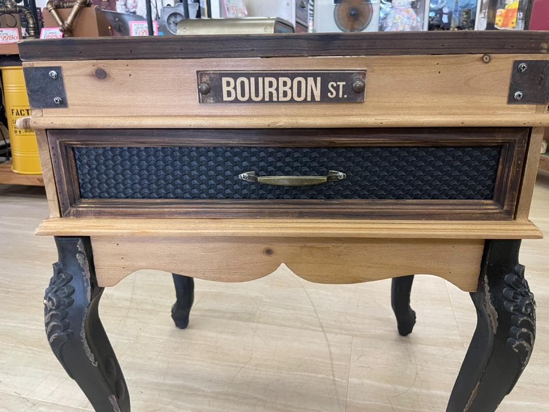 コレクションテーブル　コレクションケース　机　サイドテーブル　アンティーク　木