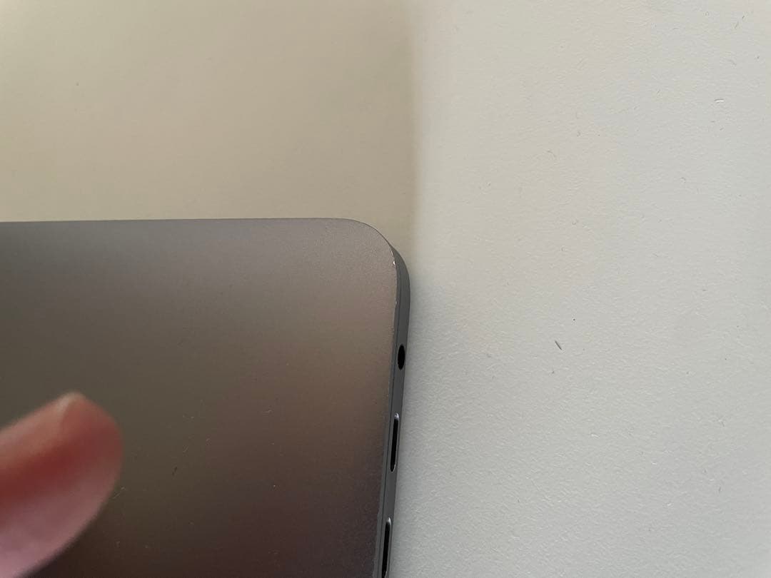 D*K様 スペースグレー MacBook Pro 本体