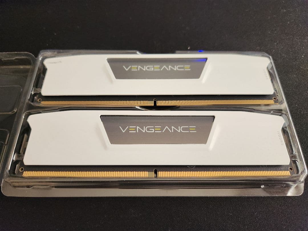 【最終】VENGEANCE 32GB (2x16GB) DDR5 DRAM
