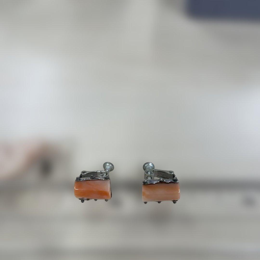 未使用　珊瑚　サンゴ　鳩の形状ブローチ ピンク珊瑚　イヤリング　淡いピンク