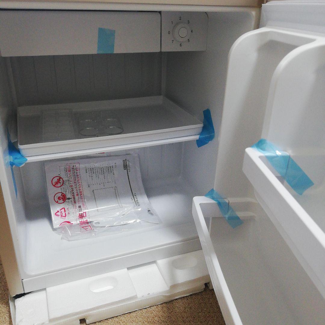 simplus 【ほぼ新品】小型冷凍庫 47L 小型冷蔵庫　セカンド冷凍庫