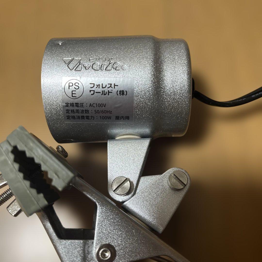 爬虫類 トカゲ カナヘビ 飼育セット　紫外線ライト 保温ライト