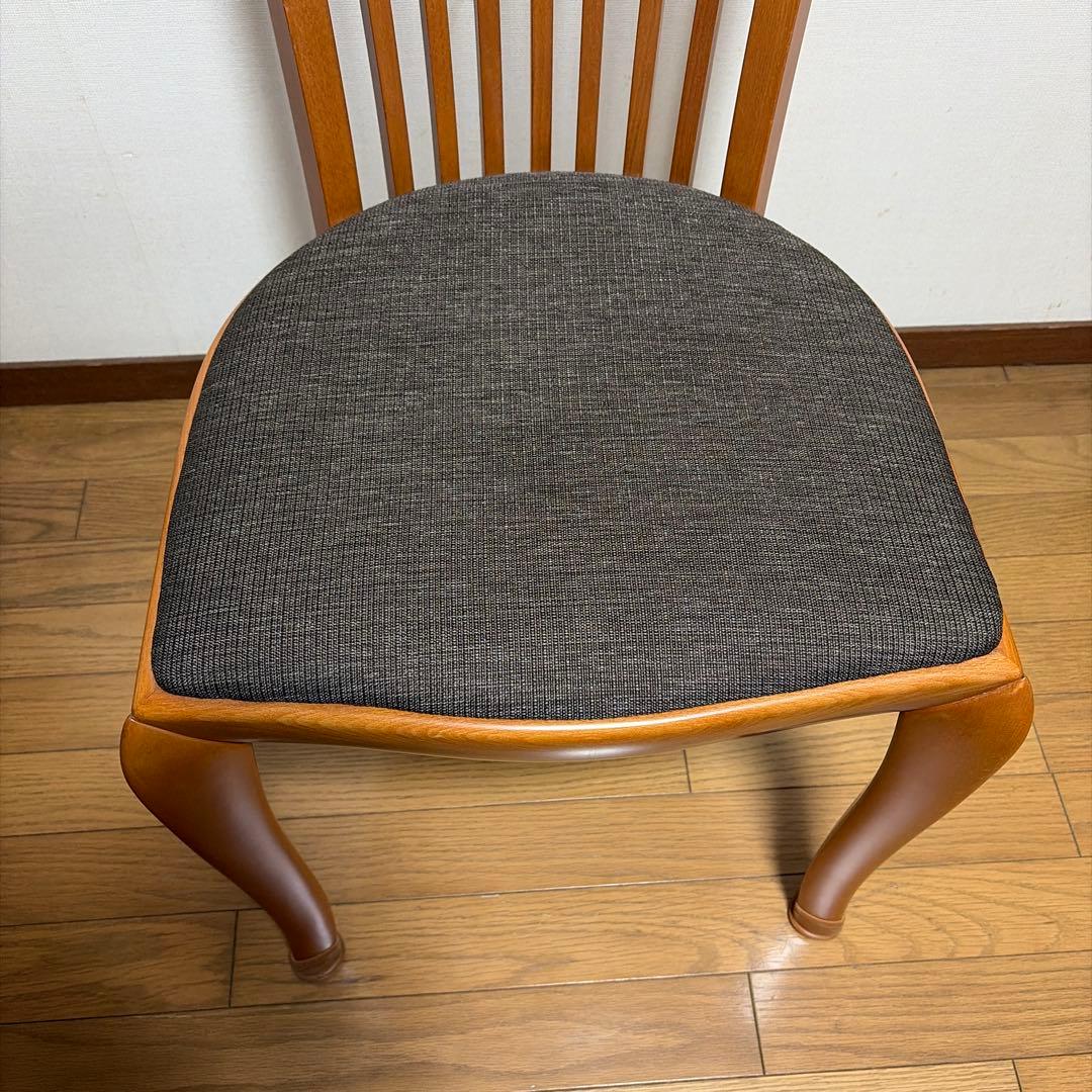 【高級】オカムラ社製　木製ダイニングチェア クッション付き
