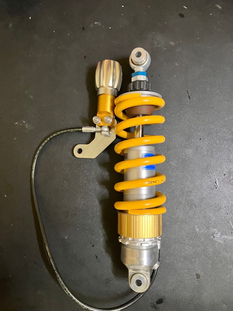 z900rs オーリンズリアサスペンション