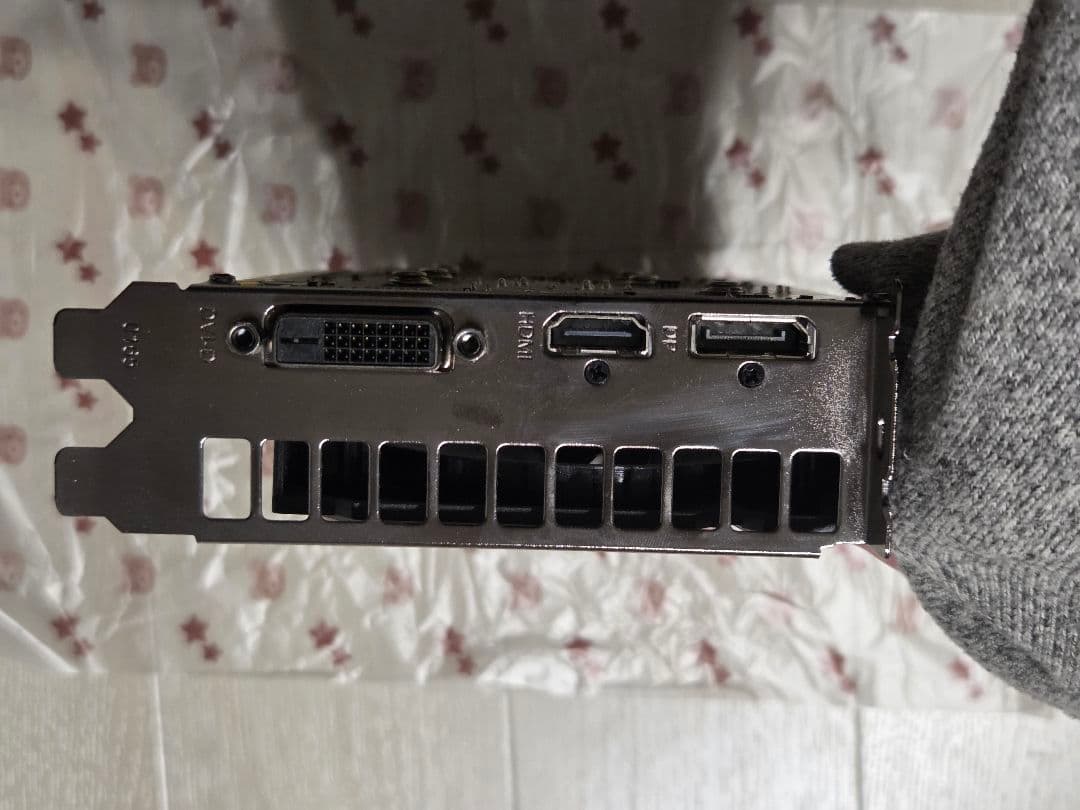 玄人志向　GTX1650 D6