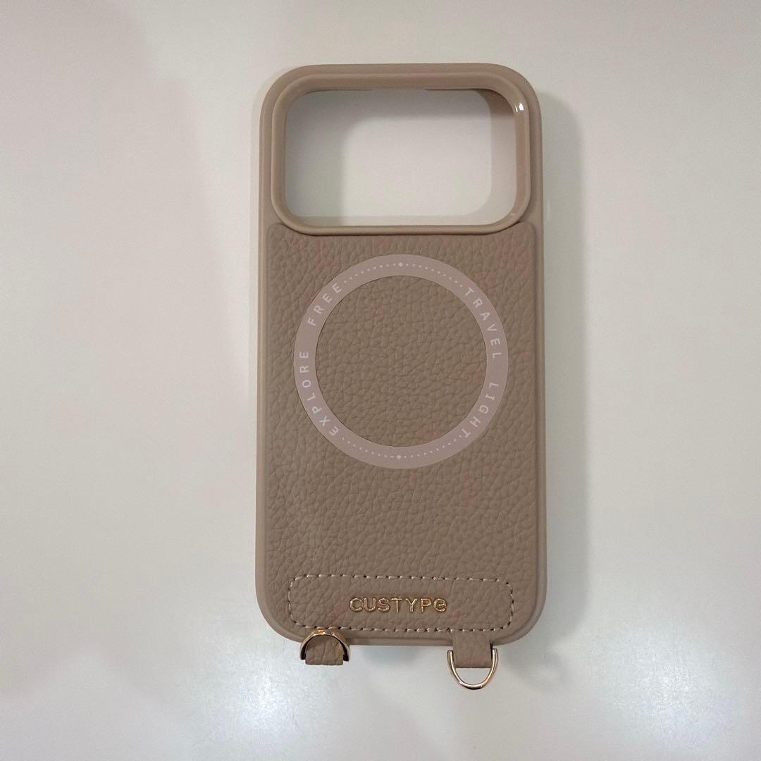 custype ハートデザインポーチ グレージュ iPhone17pro