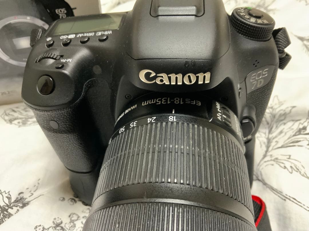 Canon EOS 7D Mark II バッテリグリップ付