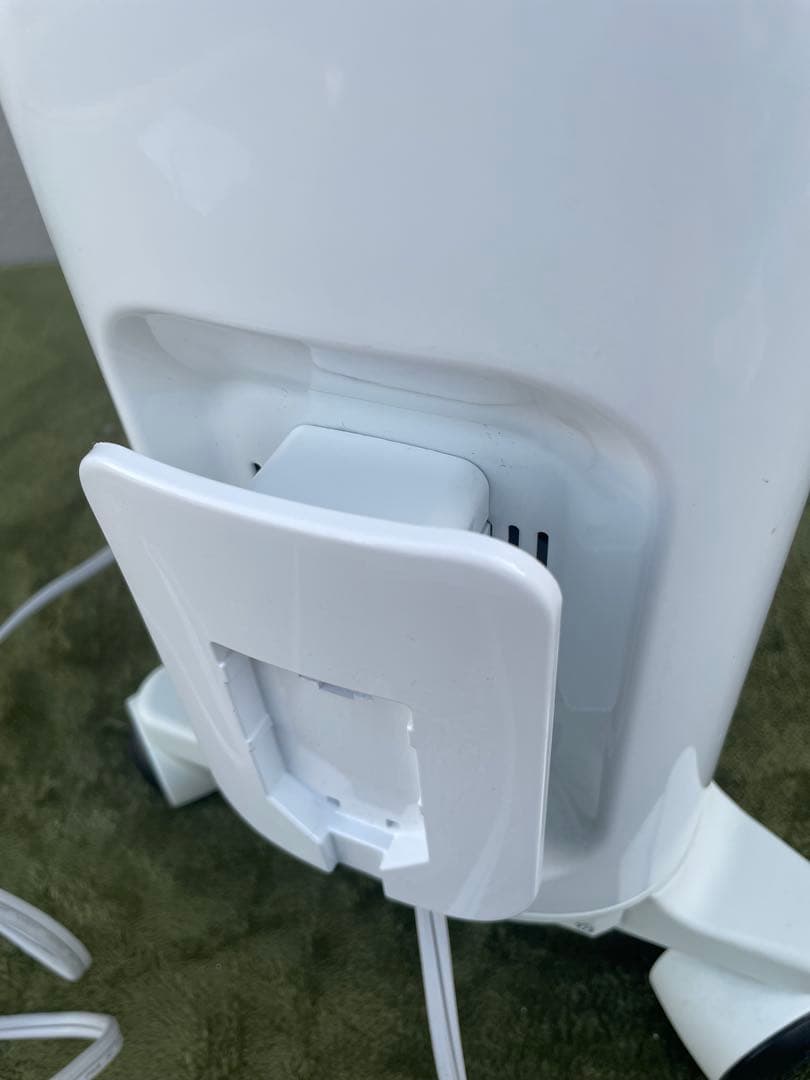 DeLonghi デロンギ ユニカルド オイルヒーター RHJ65L0712