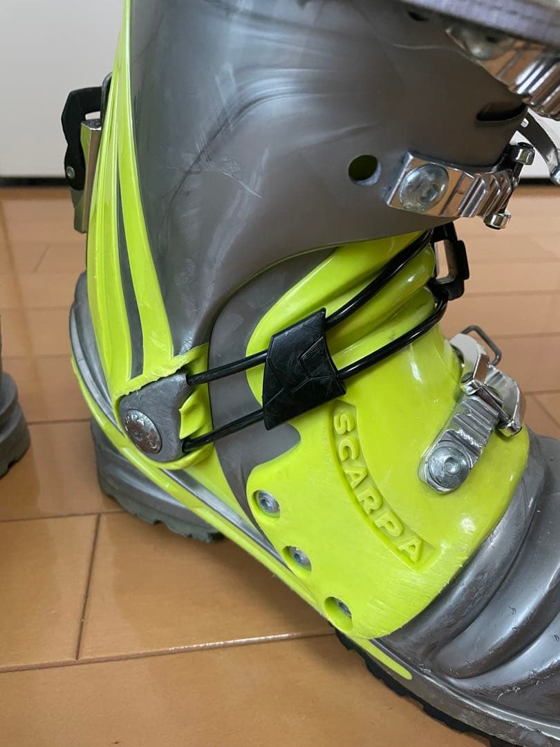 スカルパT1レディース　24センチ