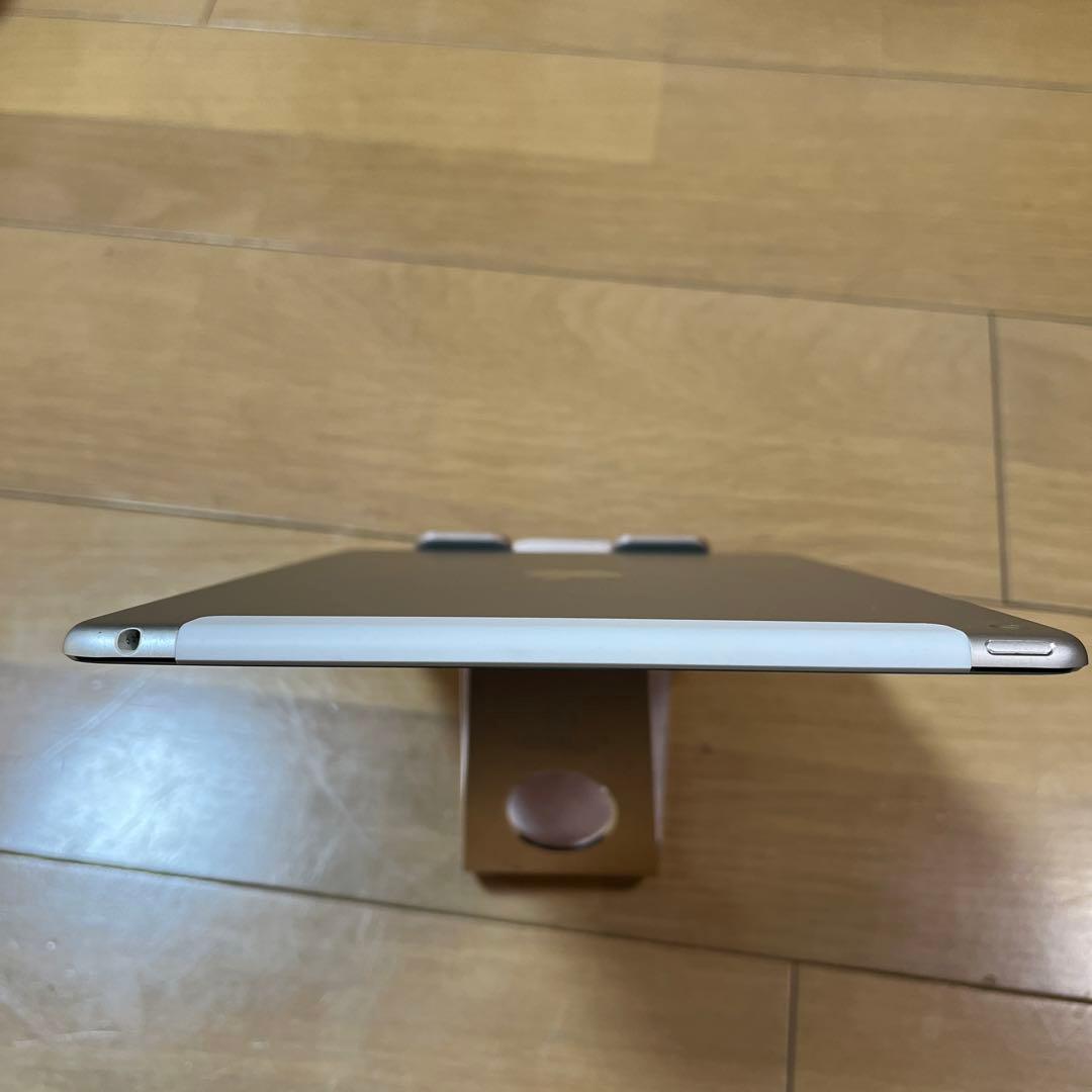 バッテリー新品100%！iPad Air2世代 128G Cellularモデル