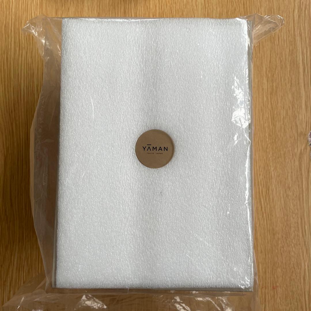 【美品】YA-MAN フォトプラスシャイニー ネオ リフトYJFM18Nゴールド