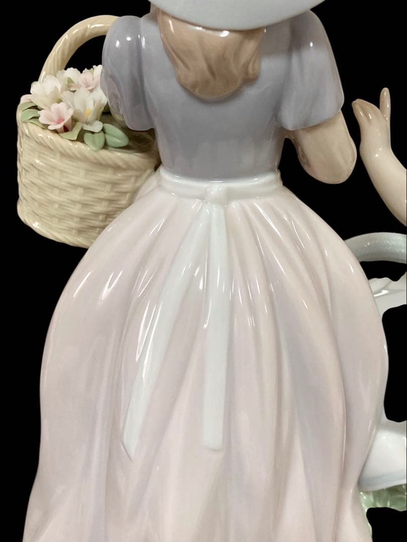 リヤドロ LLADRO 仲良しの2人 陶器人形 花と少女 置物(W)