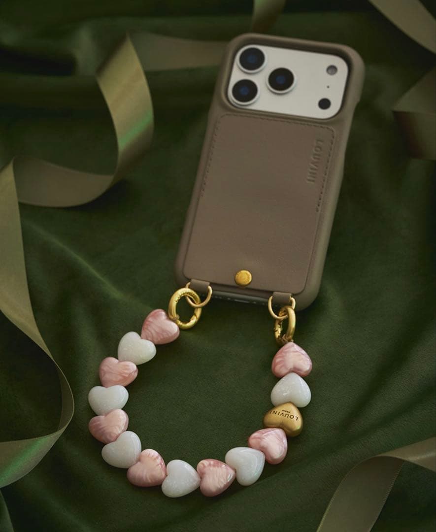 Louvini Paris ハンドストラップ PETIT CUORE