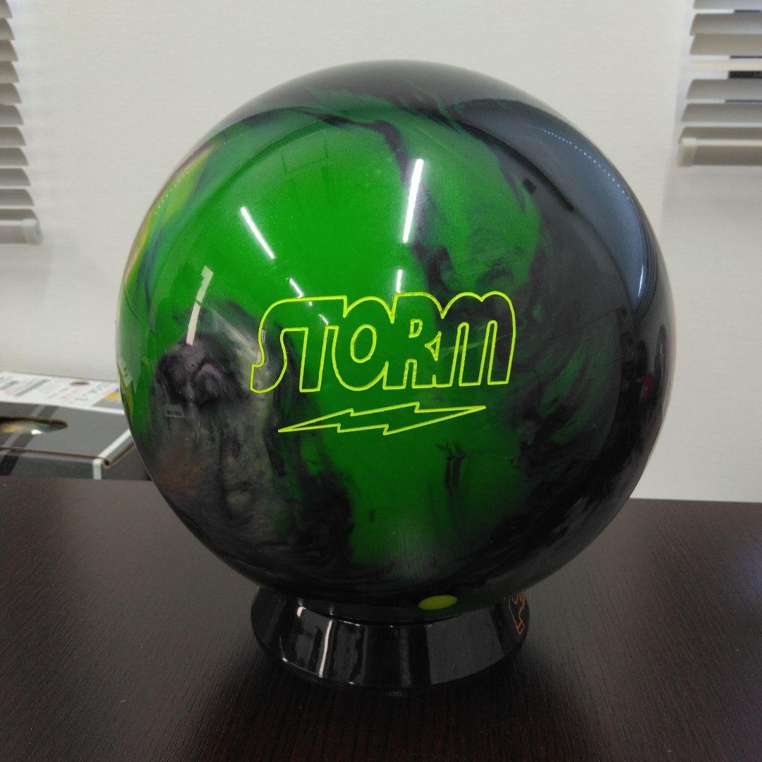 ボウリングボール INTENSE STORM