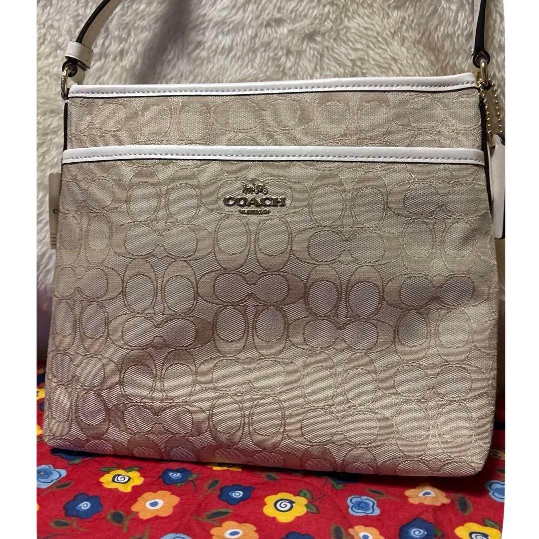 COACH ベージュ ショルダーバッグ　新品　再値下げ