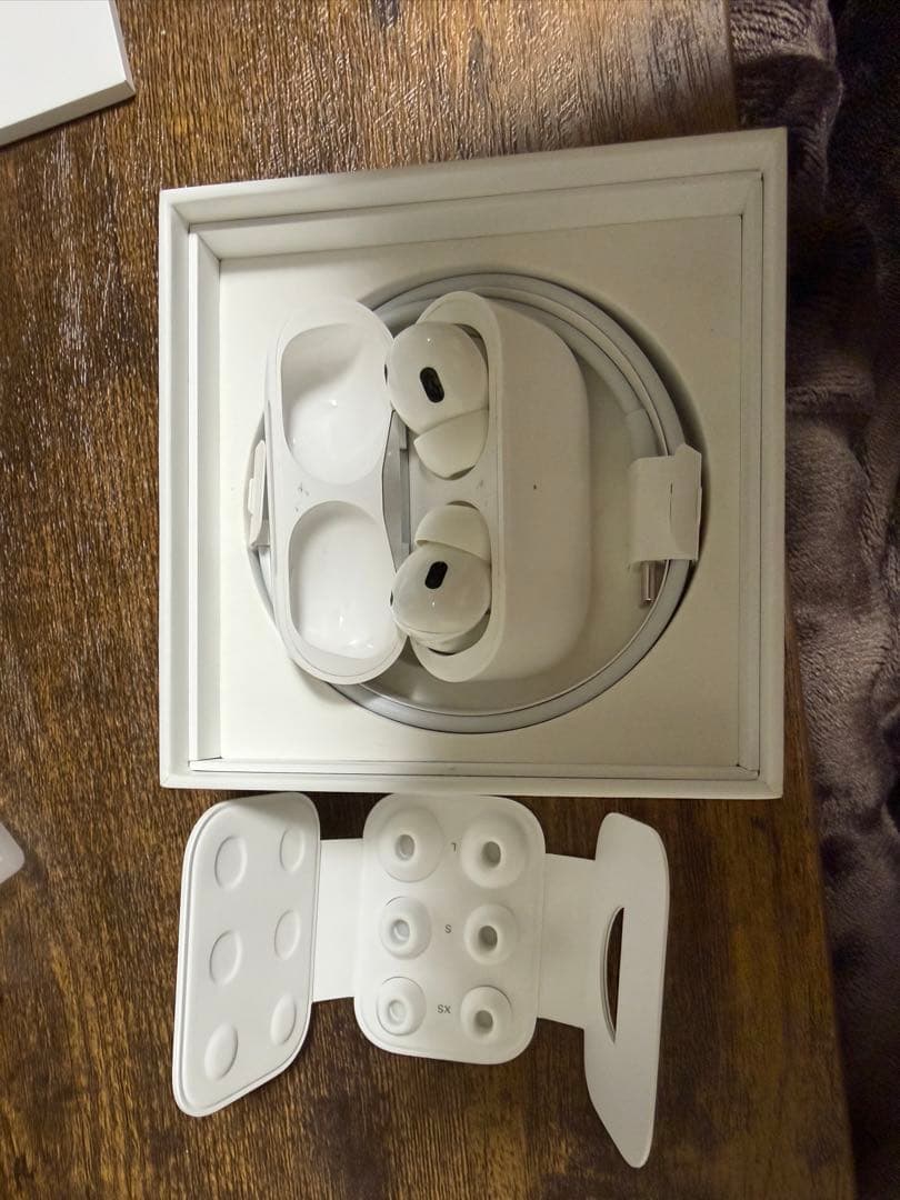 AirPods Pro (第2世代) 本体　Lightning