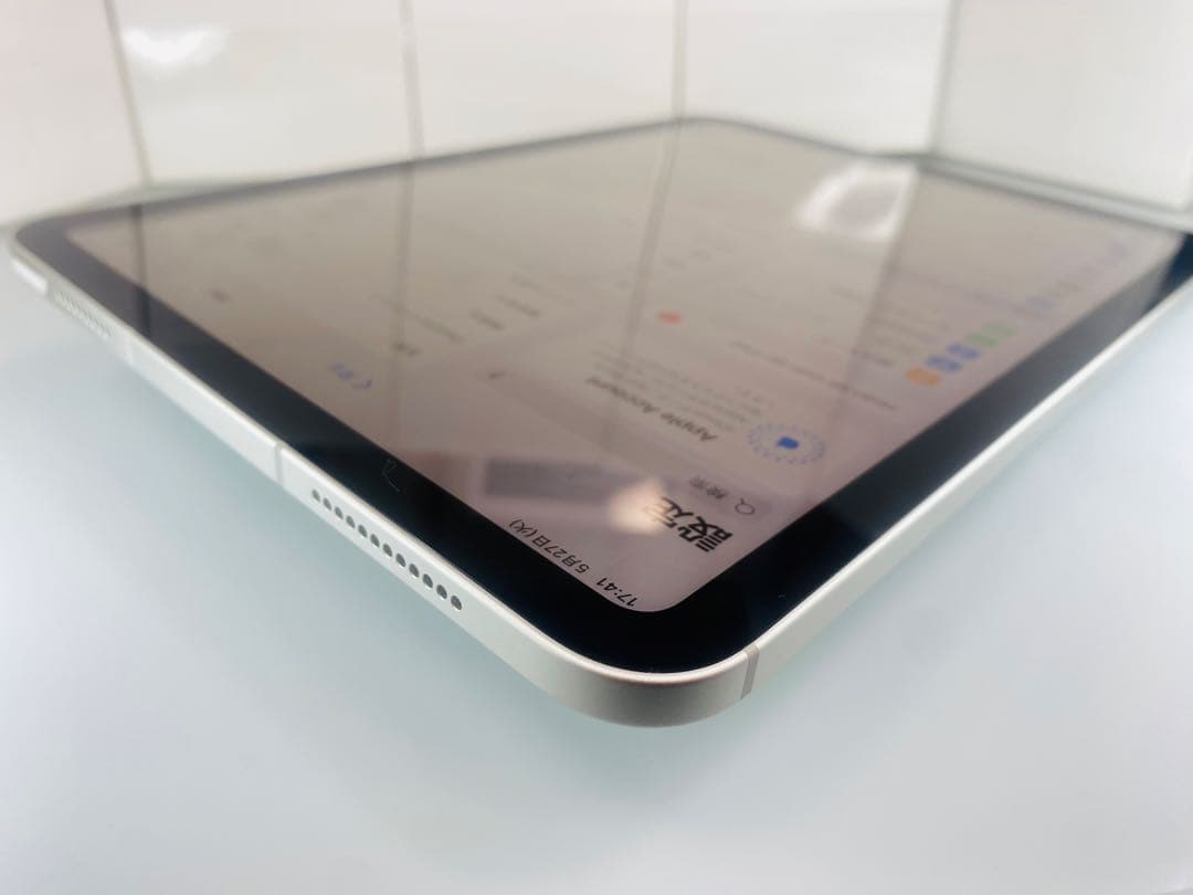 iPad 第10世代 64GBシルバーCellular Apple SIMフリー