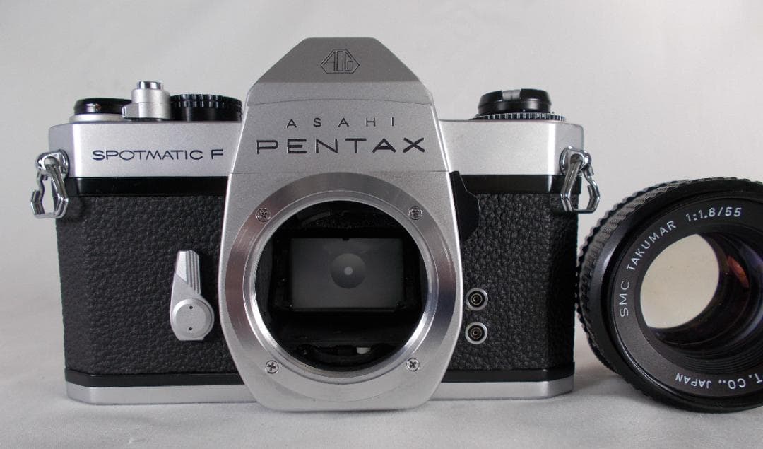 フィルムカメラ 整備済 完動品　Pentax SPF + f/1.8　P255