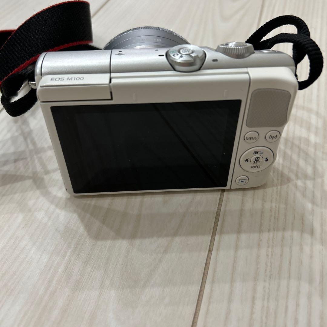 Canon EOS M100 ダブルレンズキット ホワイト
