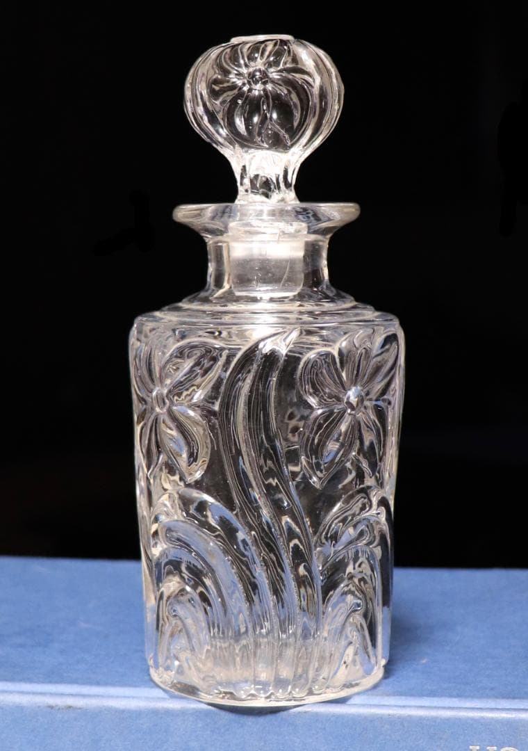 アンティーク・サンルイ 希少型 香水瓶 15.5cm 水仙の花 パフュームボトル