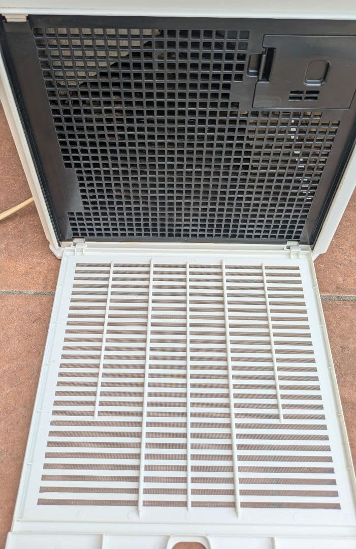 DAIKIN　加湿機能付き空気清浄機 MCK55WKS-W 2020年式