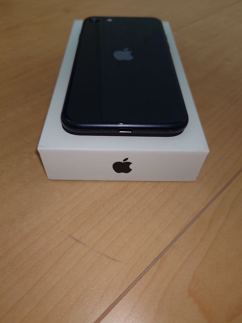 【保証付/即発送】iPhone SE 第3世代 100% 64GB SIMフリ