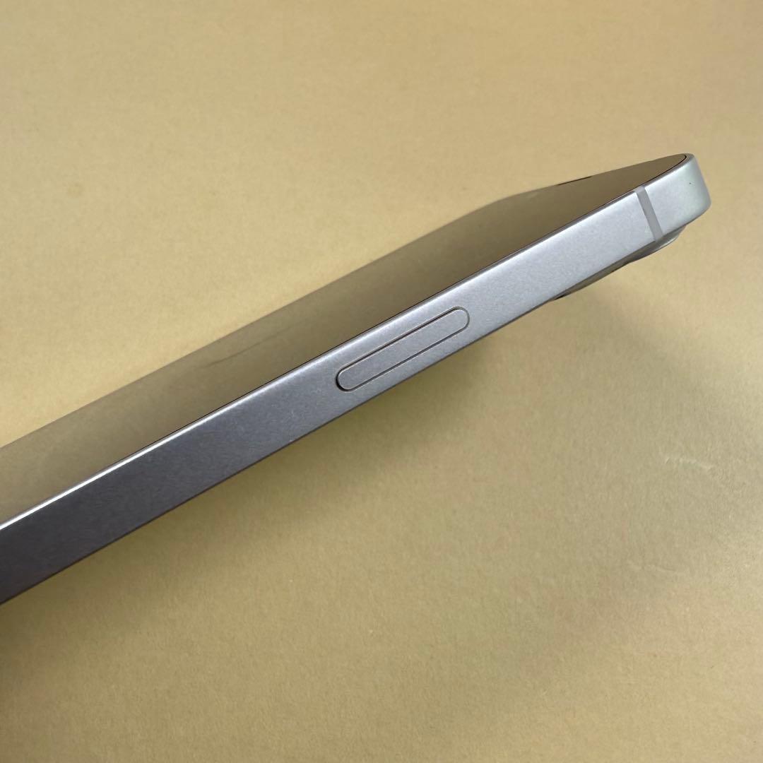 【超美品】iPhone13 128GB ディスプレー交換バッテリー100%