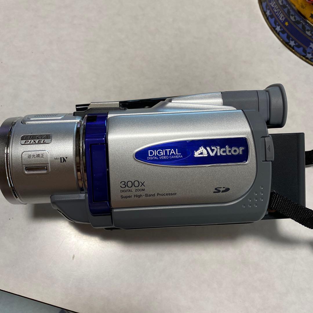 Victor DIGITALビデオカメラGR-DV550K ①