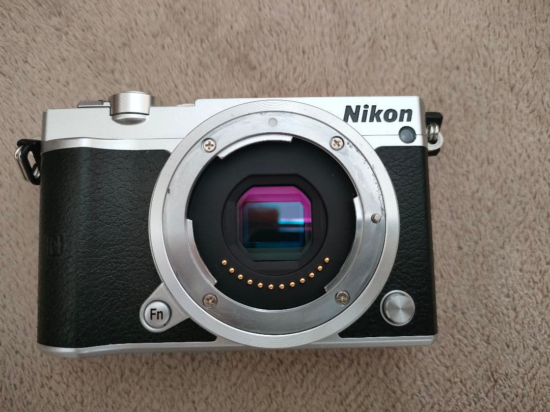 デジタルカメラ Nikon NIKON 1 J5 SILVER
