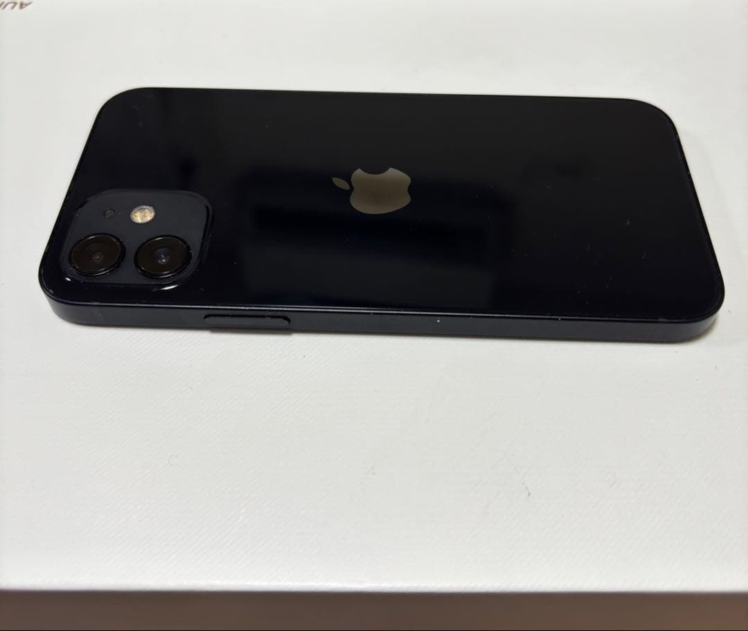 美品　Apple iPhone 12 128KB 黒 SIMフリー