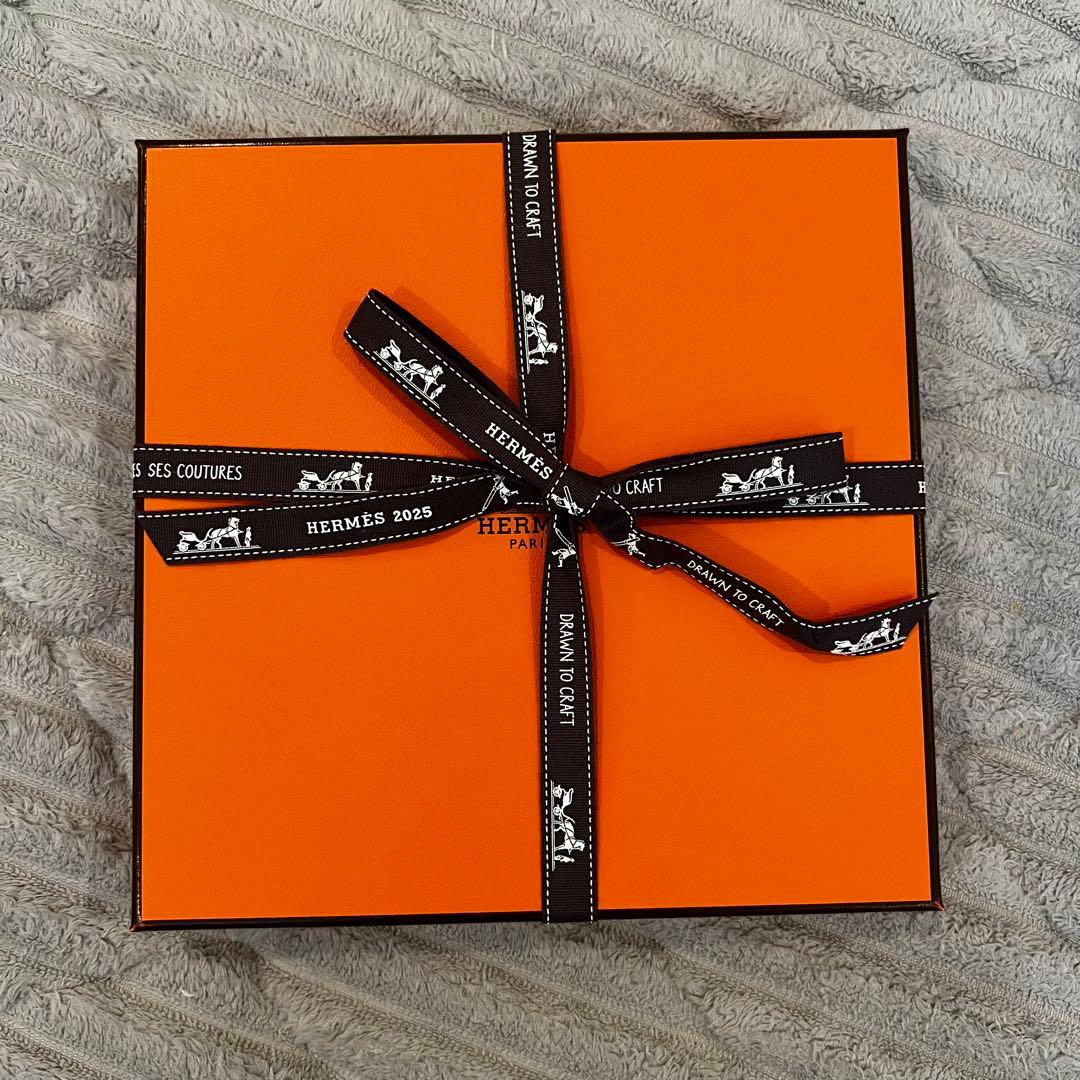 新品紙袋付き ラッピング済 HERMES ハンドタオル ステアーズ オレンジ