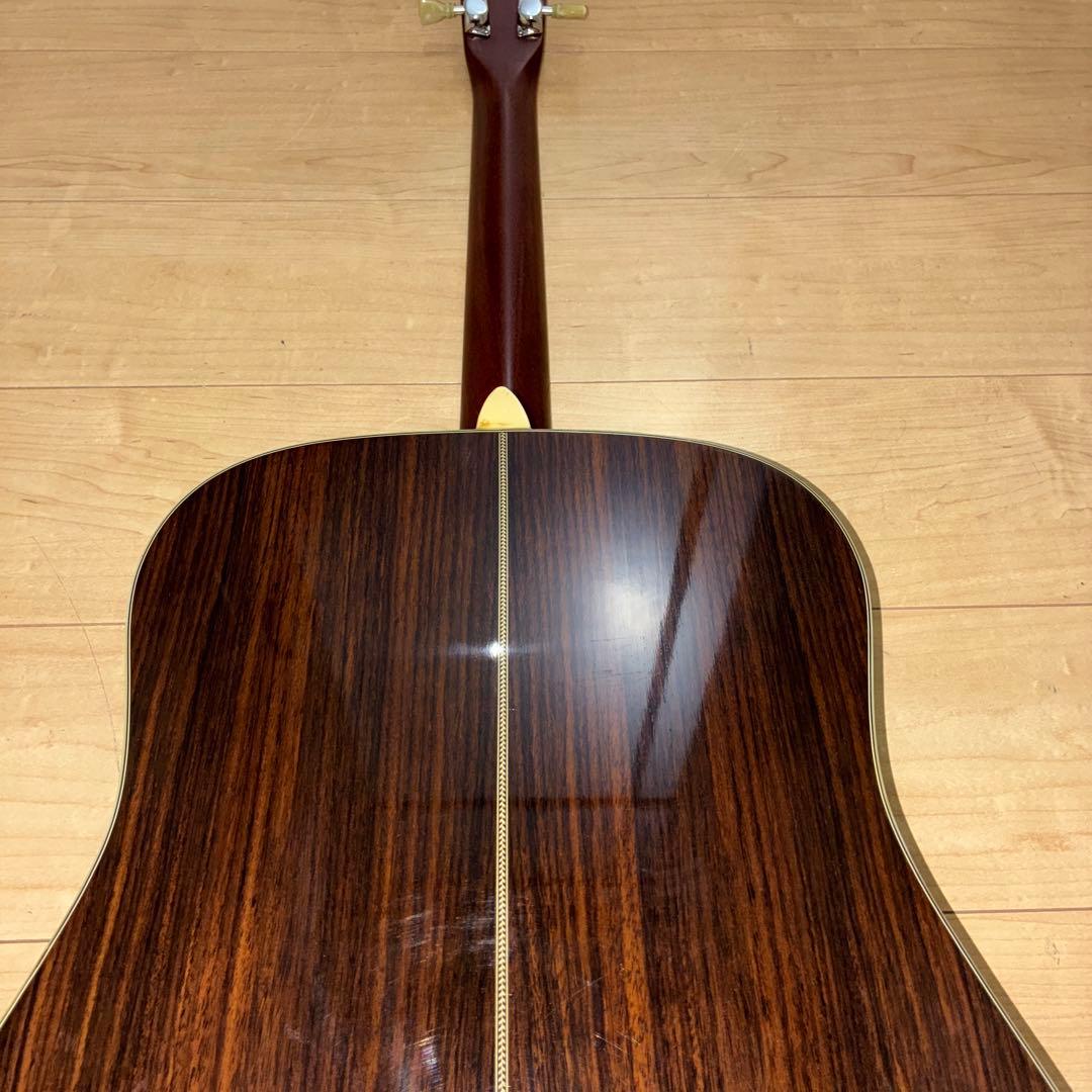 弦交換済み！　pro Martinアコースティックギター激鳴りです　良く鳴ります