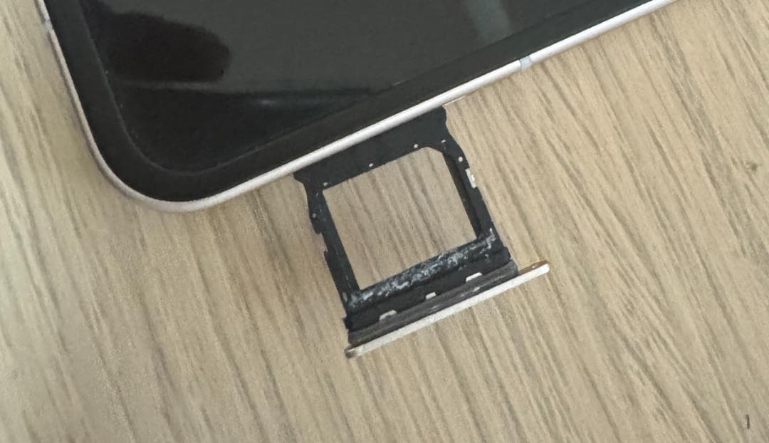 Libero Flip　 A304ZT